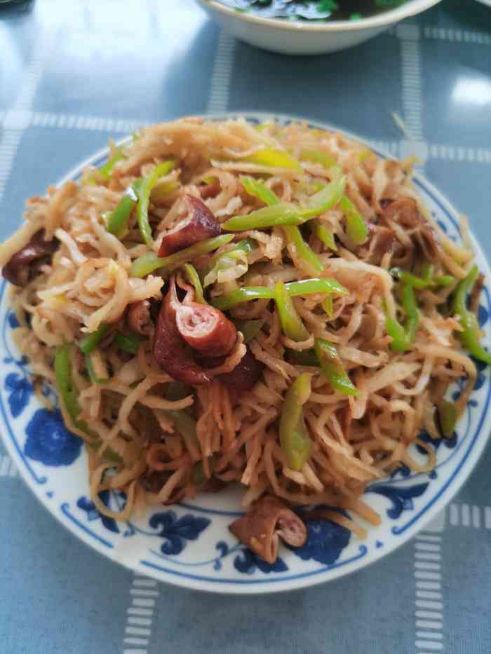 大众饭店(自强街店)-"路过一家冀州焖饼,想进去试试,,结果当地.