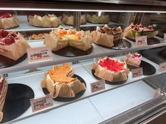 -卷们·现制生日蛋糕·蓝风车动物奶油(金源店)