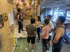 -Upper Climbing Gym 攀岩(华侨城店)