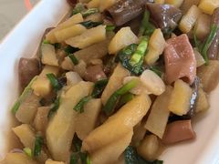 -鸿运美食府