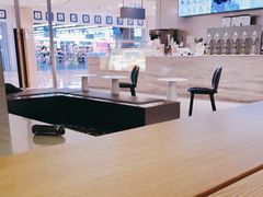 -喜茶(杭州滨江宝龙店)