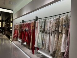 -南京宝娜嫁衣婚纱礼服馆(中央路店)