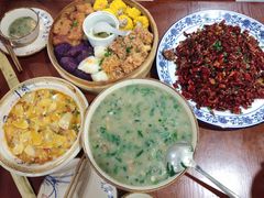 -黄桷树曹家私房菜(江与城店)