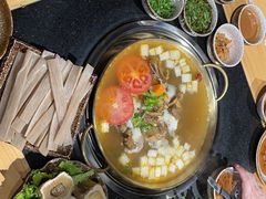 -顶顶汤火牛排火锅·经典铜锅涮肉