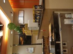 -呷哺呷哺(世贸.工三店)