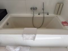 -北京希尔顿逸林酒店