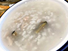 皮蛋瘦肉粥-阿洪锅贴王(小吃城店)