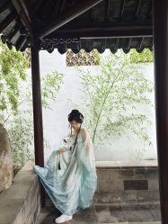 -一揽芳华汉服旗袍体验馆(拙政园店)