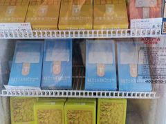 -良品铺子(五角场万达店)
