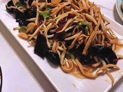 -鲁南仔·滕州炒鸡(经三路店)