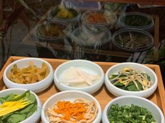 -银米·云南传统过桥米线(双廊黑金冠店)
