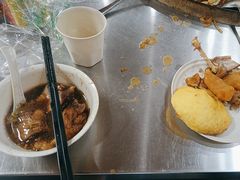 -粘豆包柴火铁锅炖