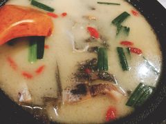 奶汤鱼头-馬蘭花開(车站大道店)