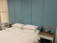 -上海怡沁园度假酒店