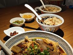 -粉吖吖·邵阳米粉(体育西路店)