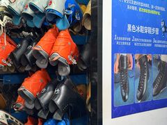 -正佳冰河湾真冰滑冰场