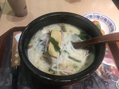 -蒙自源米线大王(东站店)