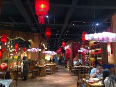 -老滇山寨•云南特色菜•地方菜•民族风情歌舞表演(金碧店)