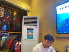 -富正毅三下锅·湘西韵味(天门山索道店)