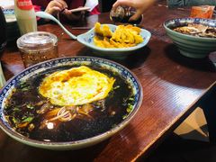 -老新隆牛肉锅贴(新街口店)