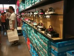 -斯凯奇(八达岭奥特莱斯店)