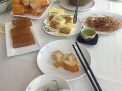 -黄埔华苑酒家(黄埔总店)
