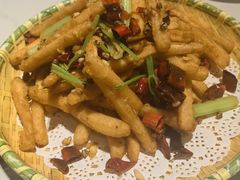 干煸藕条-刘胖子家常菜·蹄花焖藕(江汉路总店)