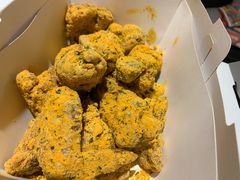 -BHC炸鸡(明洞总店)