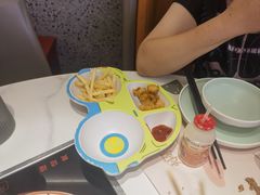 -黄记煌三汁焖锅(新佳丽江汉路店)