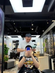 -Z.X HAIR SALON张新美业