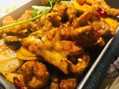 馋嘴香锅牛蛙-佬肥猫(南翔印象城MEGA店)
