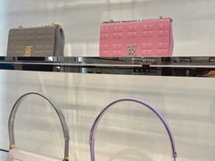 -BURBERRY(上海港汇恒隆广场店)