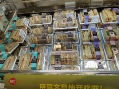 面包甜点陈列柜-85度C(济南经七路店)