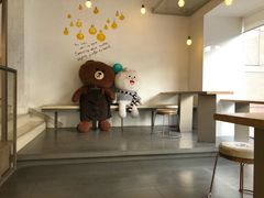 -顶东面包花园·生日蛋糕(世博店)