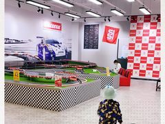 -永旺黄岛购物中心