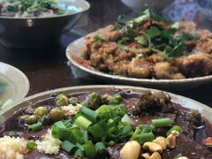 -谢老五跷脚牛肉·非遗传承店