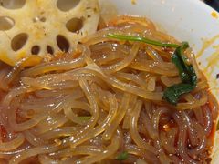 -万记麻辣烫国展总店