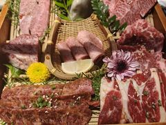 -山川小町·极番烧肉(新地假日广场店)