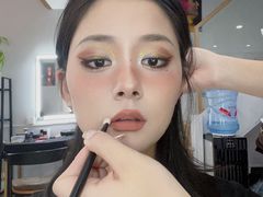 -ME觅妆·定制美妆·彩妆私教(菱角湖店)