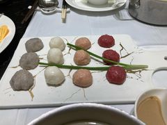 -红鼎豆捞·非遗鲍皇汤火锅(宝丰路店)