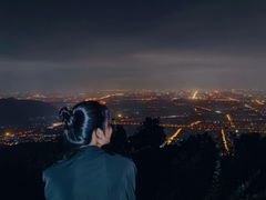 -鬼笑石后山停车场