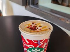 新年炫彩厚椰拿铁-星巴克臻选(广州沙面店)