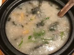 咸菜干咸猪骨粥-粤域茶餐厅