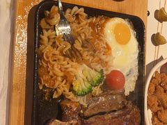 -豪享来(我格广场店)