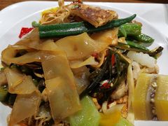 -感恩心素食馆(百世广场店)