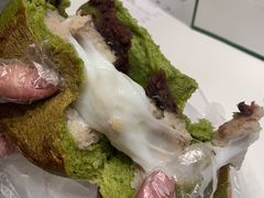 抹茶红豆麻薯包-奈雪的茶(漫广场店)