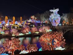 -淄博花灯齐彩城