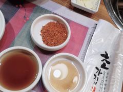 -草家酱蟹炭火烤肉店(珲春南路一店)