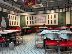 -九街淑芬掌中宝串串公司(内街文化创意园店)