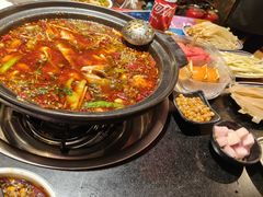 -小饕荟雅安贡椒鱼鲜馆(广福桥店)